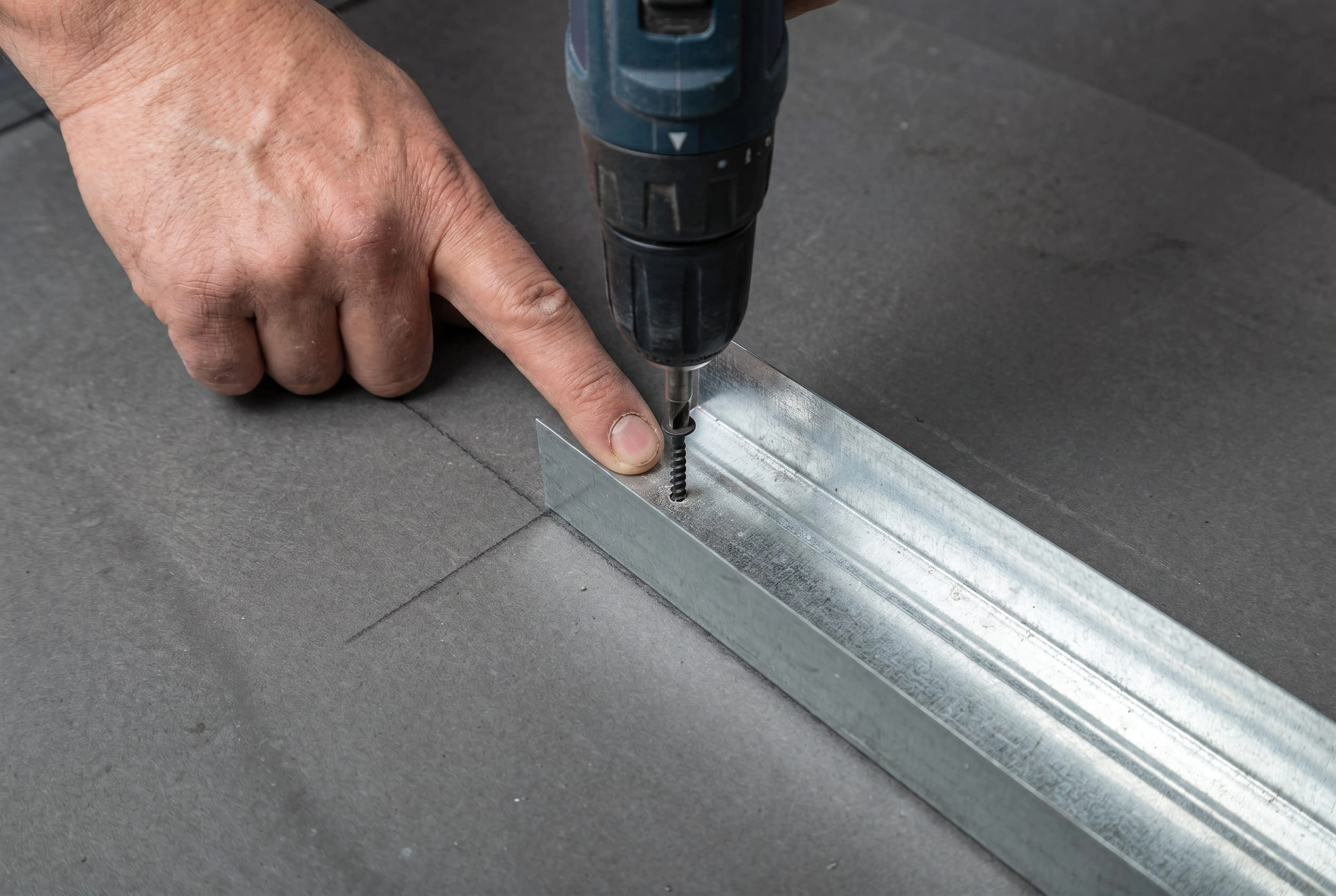 Монтаж направляющего профиля